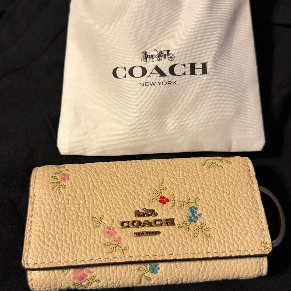 Coach New York Six Ring Key Case
With Antique Floral Print